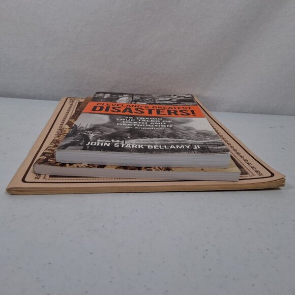 Cleveland Ohio Historical Book Lot of 3 Greatest Disasters World War I Cle Past - Picture 3 of 16